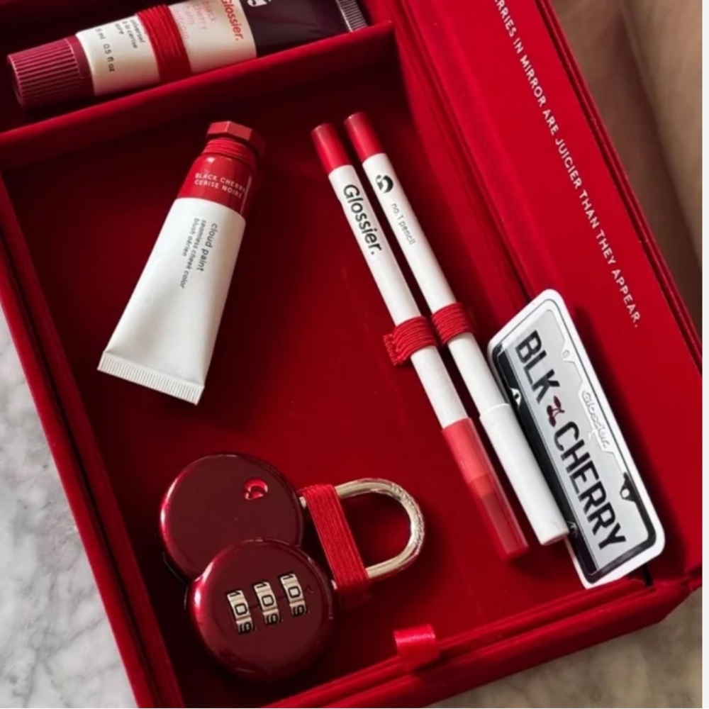 Glossier Cherry Lock! New York soho only Gift Set w Pouch GWP FROM NYC